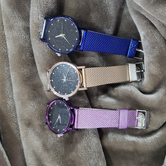 Set of 3 Unisex wristwatches - Picture 1 of 12